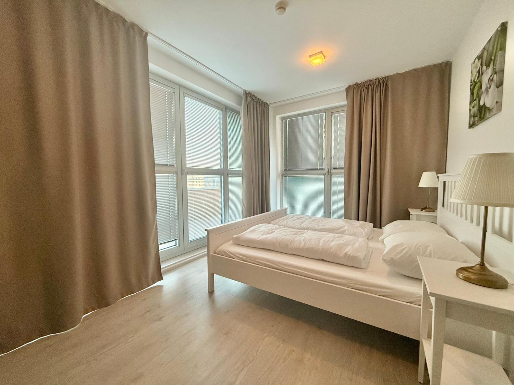 Balu Apartments Прага Екстериор снимка